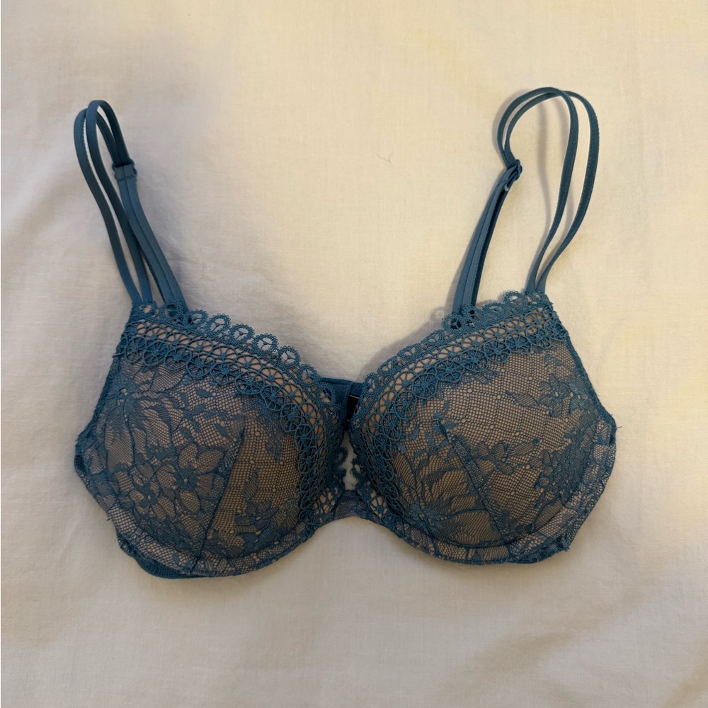 Victoria's Secret Blue Lace Push-Up Bra